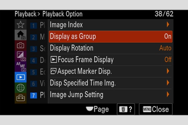 Image of the menu display for photo playback with the option for "Display as Group" selected